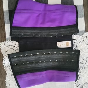 Ann Cherry Waist trainer